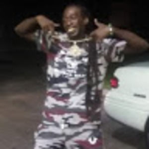 Meet your Posher, Carlos